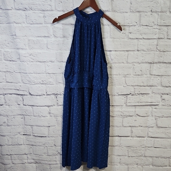Dresses & Skirts - Elegant Blue Polka Dot Midi Dress